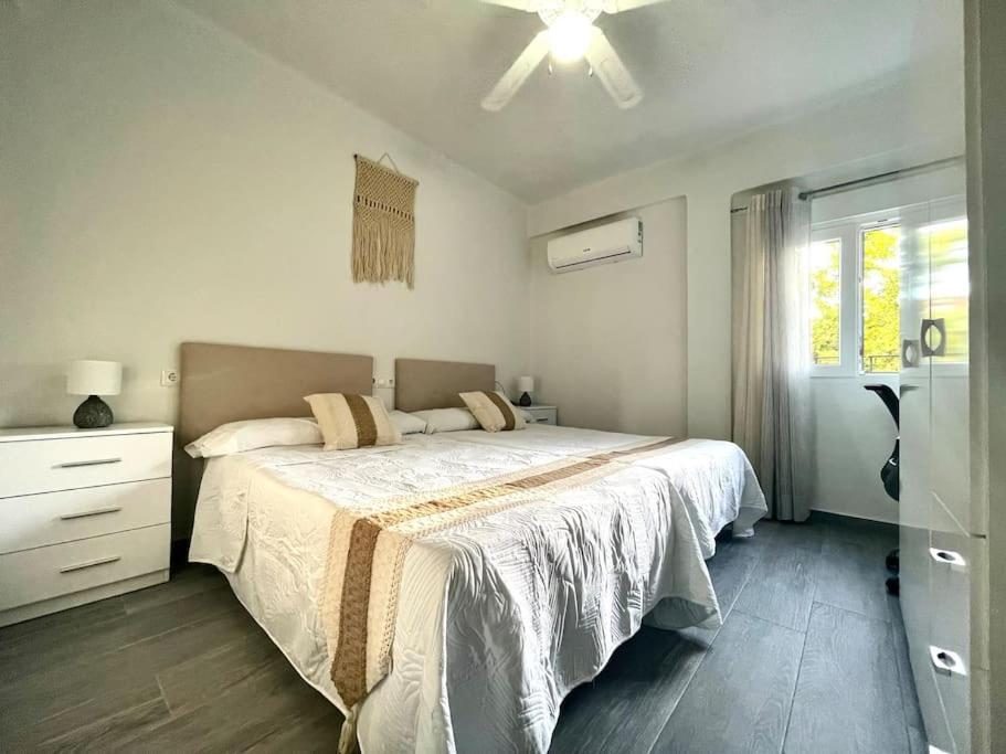 Apartamentos Rincon Andaluz 3 Cordoba Ngoại thất bức ảnh